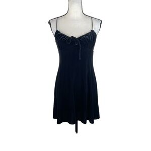 Urban outfitters Dasha Velvet Mini Dress Witch Goth Grunge 90’s Small